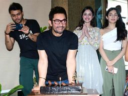 Aamir Khan celebrates 59th birthday with Laapataa Ladies team; says “Agar mujhe gift dena hai, toh iss film ki ek ticket le lijiye”