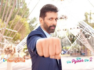 Movie Wallpapers Of The Movie De De Pyaar De 2