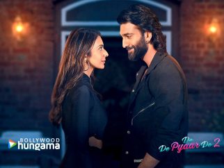Movie Wallpapers Of The Movie De De Pyaar De 2