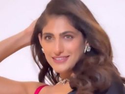 Kubbra Sait looks elegantly beautiful dressed in this saree!