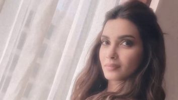 Making you crave for a second glance! Diana Penty