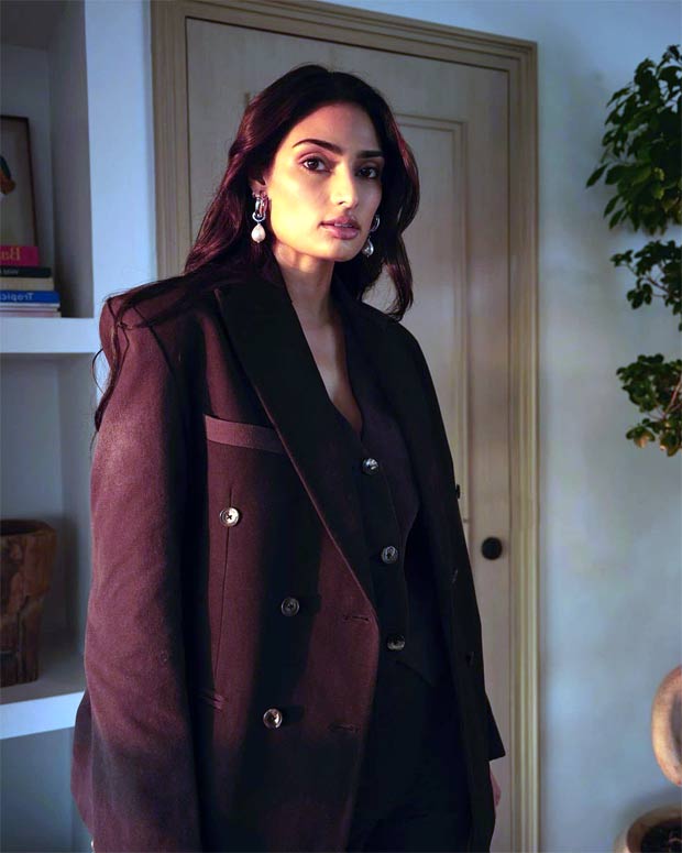 Pant Suit trend catches wind; Athiya Shetty looks stunning in her new pictures in black pantsuit for Gucci event Pant Suit trend catches wind; Athiya Shetty looks stunning in her new pictures in black pantsuit for Gucci event