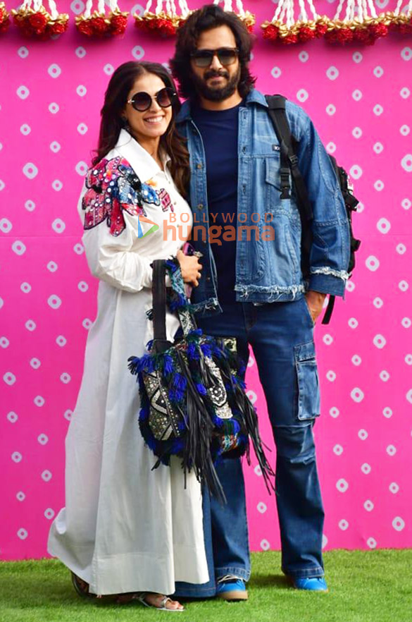 photos aamir khan akshay kumar kareena kapoor khan madhuri dixit and others arrive at jamnagar for anant ambanis pre wedding fest 11