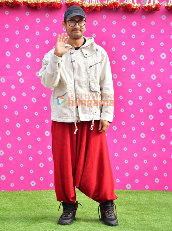 photos aamir khan sagarika ghatge zaheer khan geeta basra and others arrive at jamnagar for anant ambanis pre wedding festiviti 3