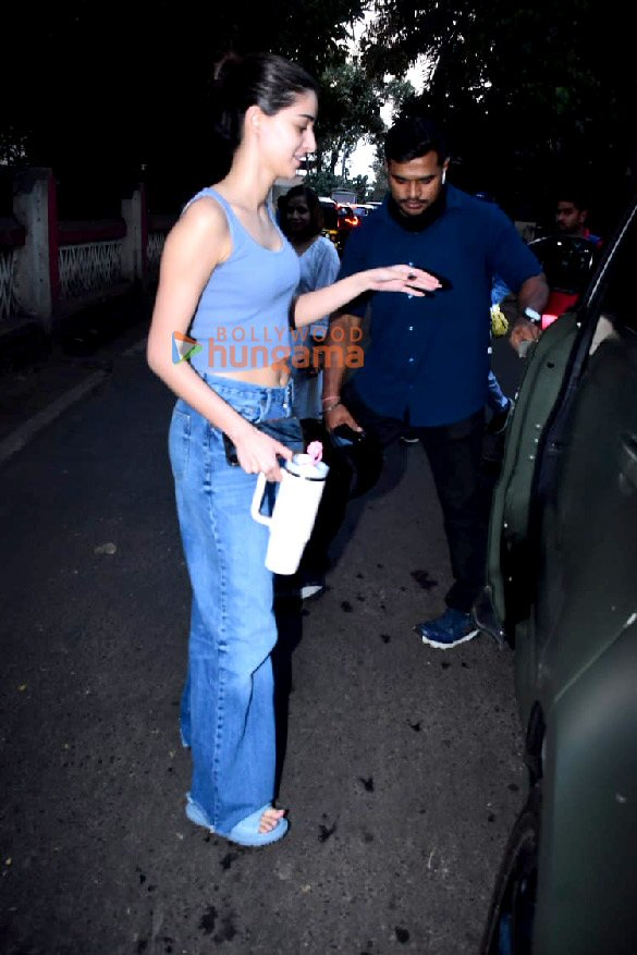 photos ananya panday snapped at a dubbing studio 4 3