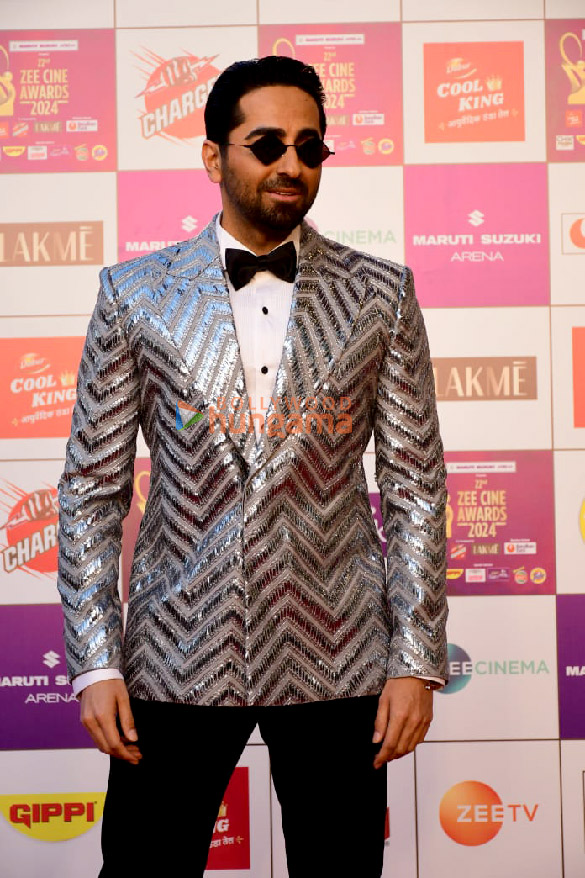 photos bobby deol sanjana sanghi randeep hooda and others snapped at zee cine awards 2024 10