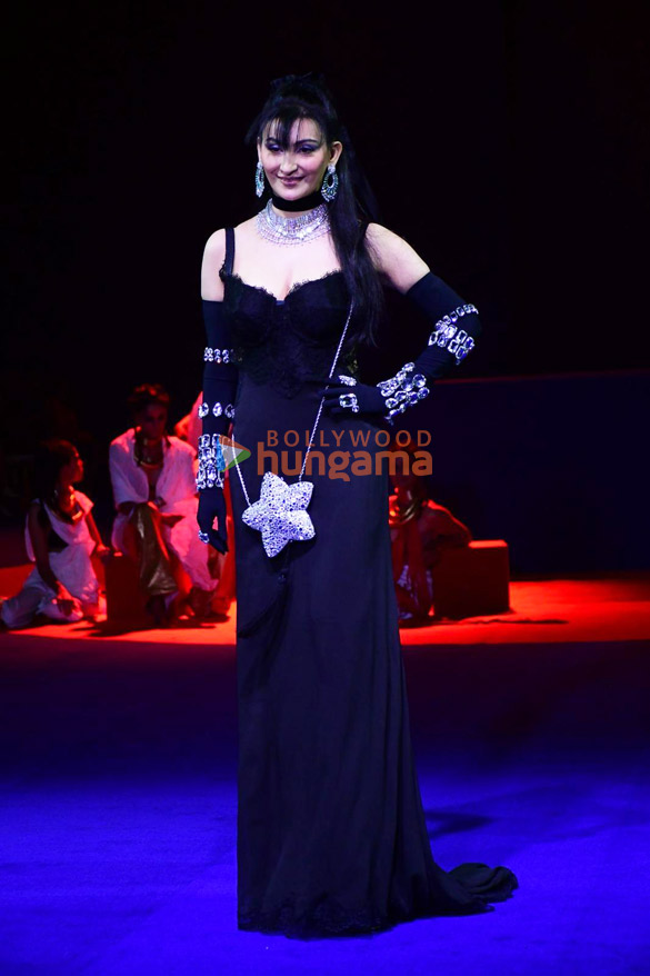 photos divya khosla kumar uorfi javed kalki koechlin and others snapped at the lakme fashion week 2024 5 2