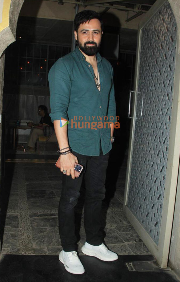 photos emraan hashmi snapped in juhu 2 3