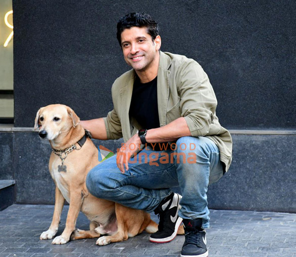 photos farhan akhtar and kunal kemmu snapped promoting their film madgaon express 3