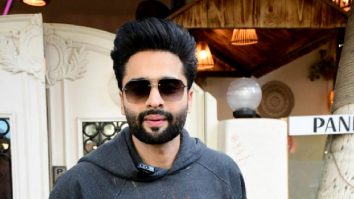 Photos: Jackky Bhagnani snapped in Bandra