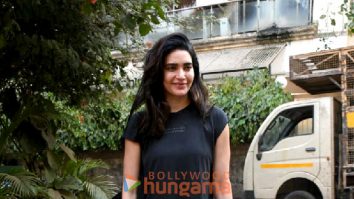 Photos: Karishma Tanna snapped outside the gym in Bandra