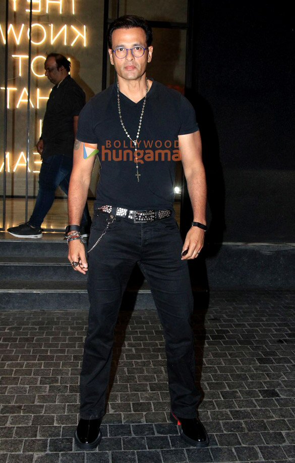 photos kunal kemmu soha ali khan pratik gandhi divyendu sharma and others snapped at madgaon express screening 4