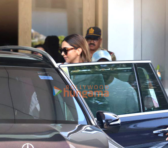 photos ranveer singh and deepika padukone snapped at kalina airport 1
