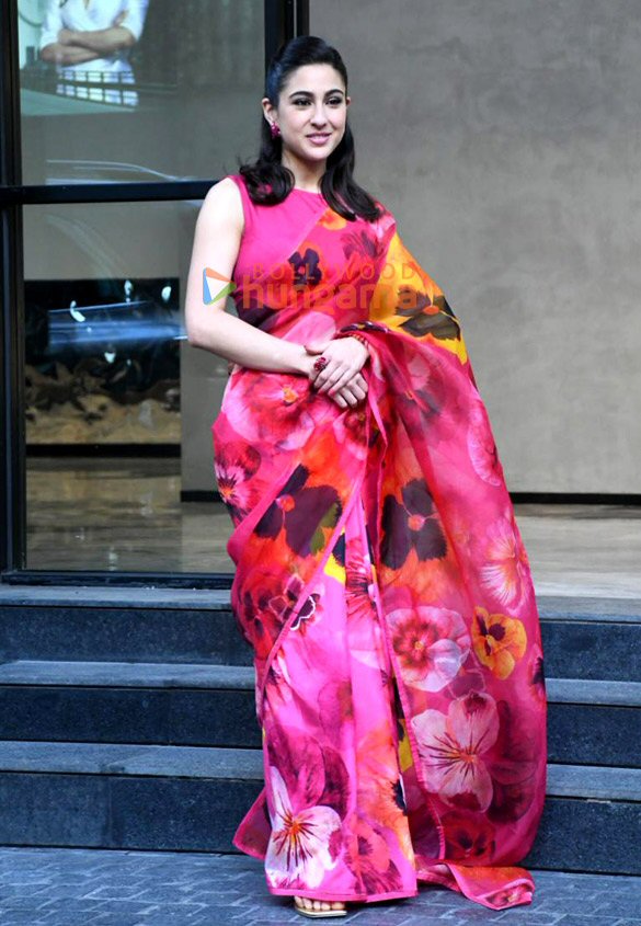 photos sara ali khan snapped promoting ae watan mere watan 4
