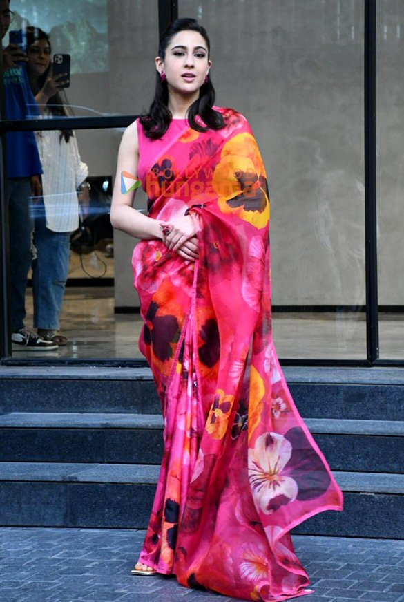 photos sara ali khan snapped promoting ae watan mere watan 6