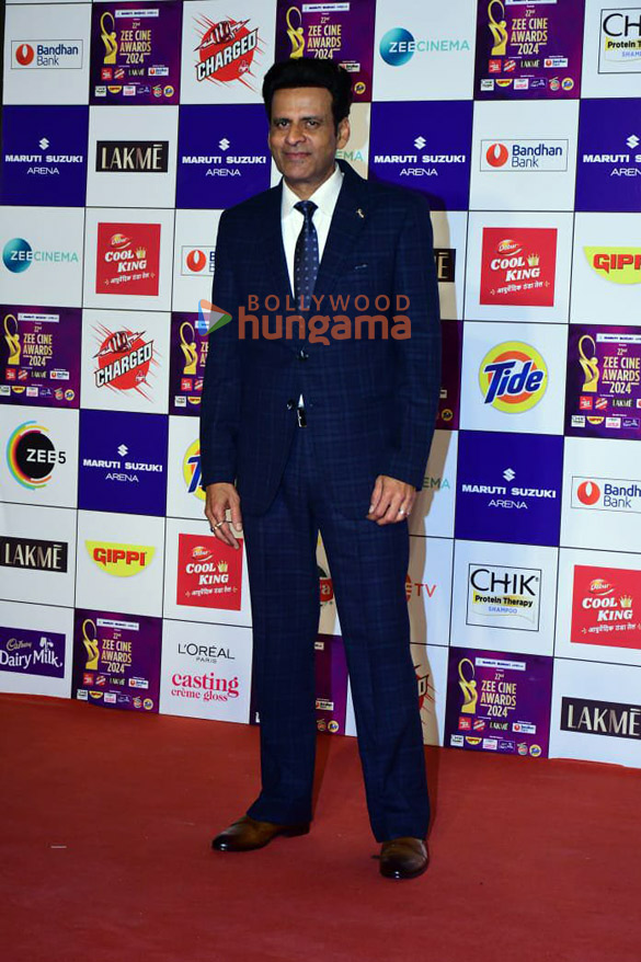 photos shah rukh khan bobby deol sanjana sanghi and others snapped at zee cine awards 2024 16 2
