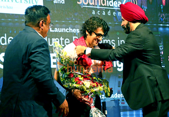 photos sonu nigam snapped at the indian sound and music industry launch 6