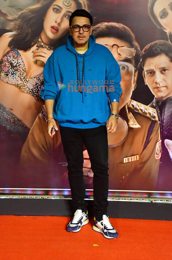 photos tamannaah bhatia pankaj tripathi and others grace the premiere of murder mubarak 5