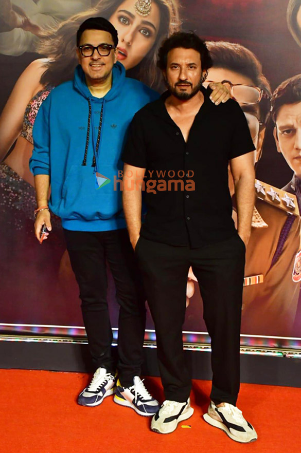 photos tamannaah bhatia pankaj tripathi and others grace the premiere of murder mubarak 6
