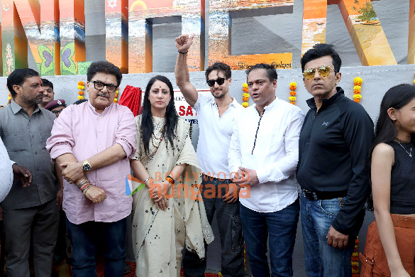Photos: Tiger Shroff, Anand Pandit, Rouble Nagi and others unveil new sculpture in Andheri