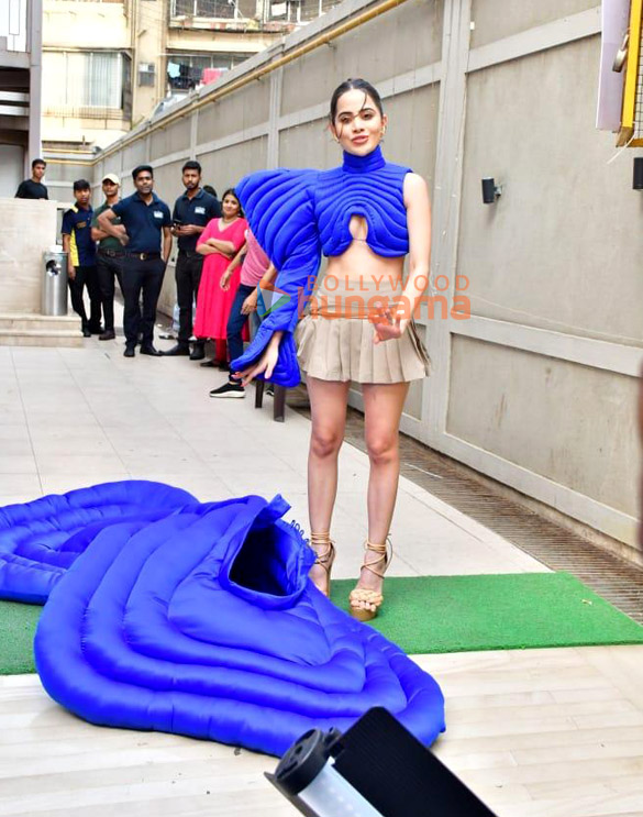 photos uorfi javed snapped in juhu 1 9
