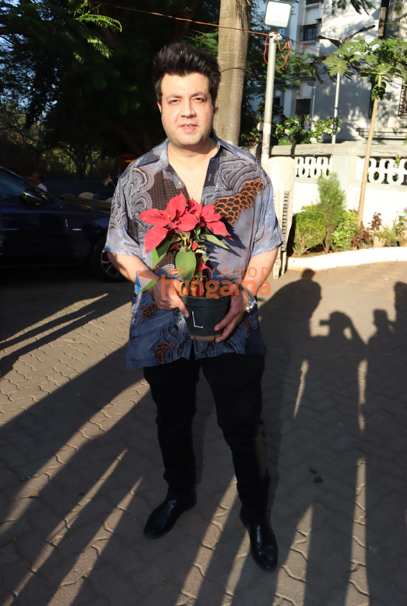 photos varun sharma gulsan grover and others grace the inauguration of a bridge between yari road and svp nagar in andheri 13
