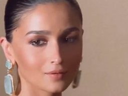 Receiving major Rani Chatterjee vibes from Alia Bhatt in this saree