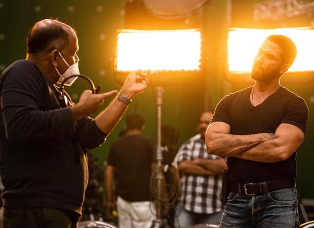 Shahid Kapoor shares BTS photo from the sets of Deva; says, “Making movies is magic”