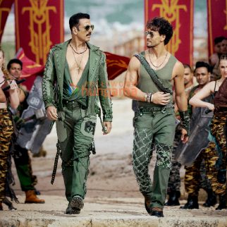 Movie Stills Of The Movie Bade Miyan Chote Miyan