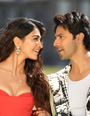 Hai Jawani Toh Ishq Hona Hai Hai Jawani Toh Ishq Hona Hai