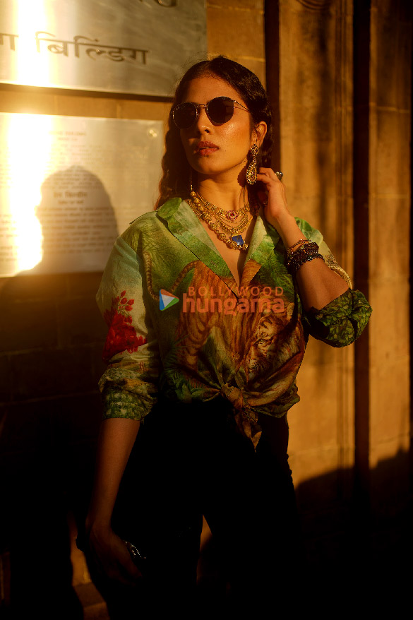 malavika mohanan 5 12