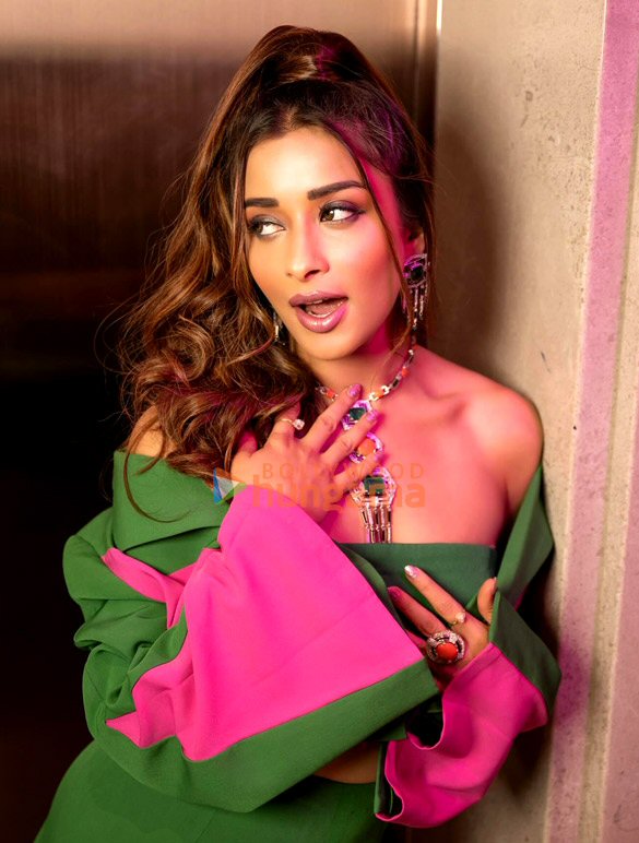 nyra banerjee 2 11