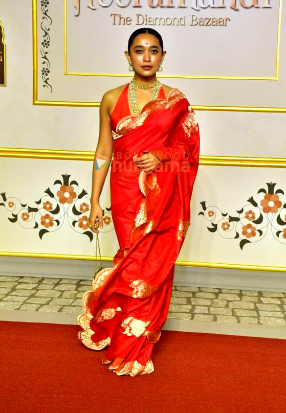photos aditi rao hydari manisha koirala sanjay leela bhansali and others grace the premiere of heeramandi 24404 11