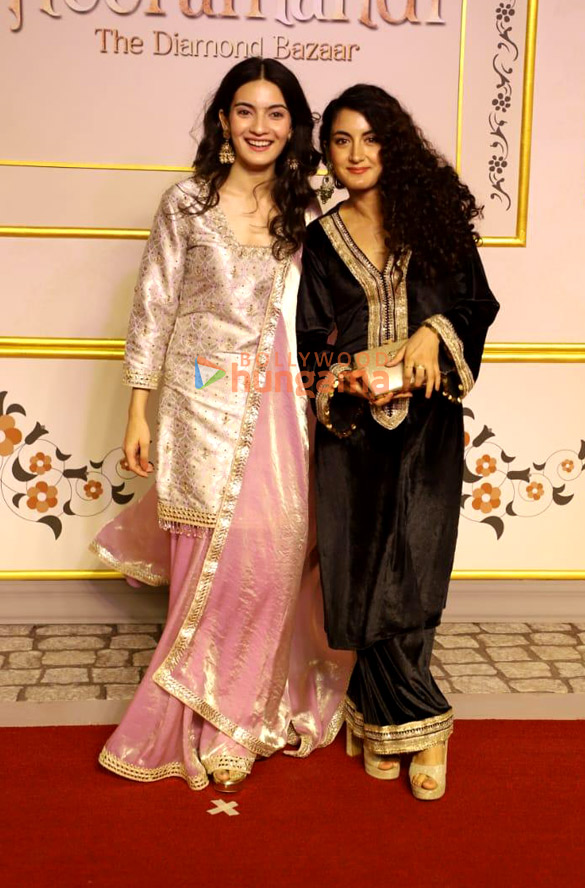 Photos Aditi Rao Hydari, Manisha Koirala, Sanjay Leela Bhansali and ...
