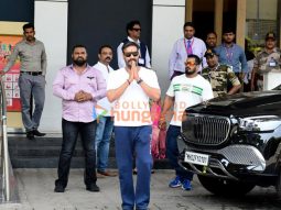Photos: Ajay Devgn snapped with son Yug at Kalina airport