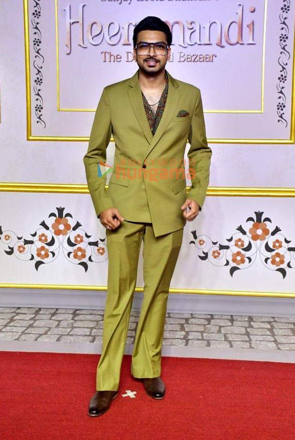 photos alia bhatt aditi rao hydari manisha koirala sanjay leela bhansali and others grace the premiere of heeramandi 18