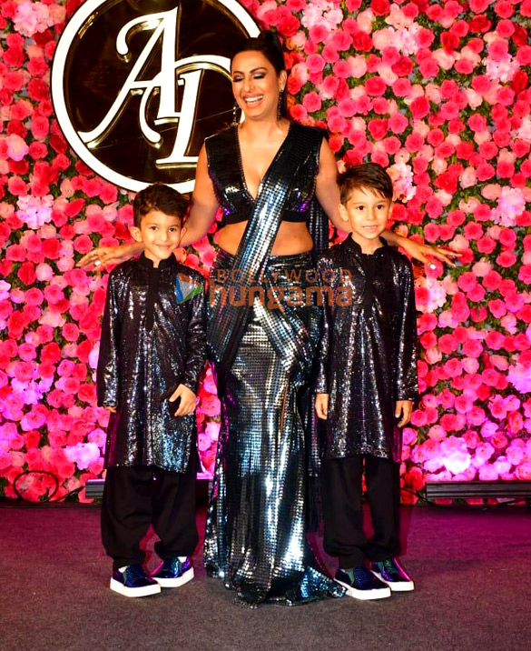 photos arti singh krushna abhishek and others snapped at formers sangeet ceremony 770 10