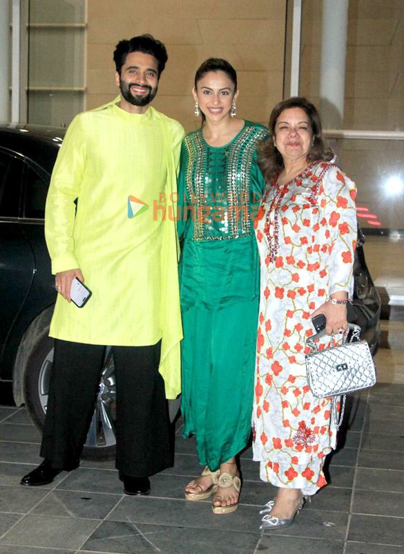 photos jackky bhagnani rakul preet singh and others snapped at ali abbas zafars iftaar party 3