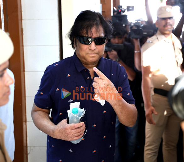 photos kamal haasan rajinikanth and other celebs vote in chennai 1