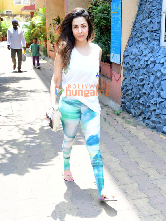 photos malaika arora spotted at diva yoga in bandra 2 27