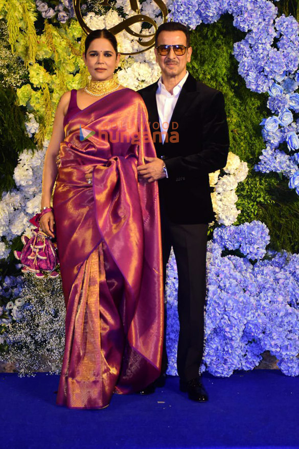 photos producer anand pandit and family snapped with daughter aishwarya and son in law sahil at their wedding reception 13 2