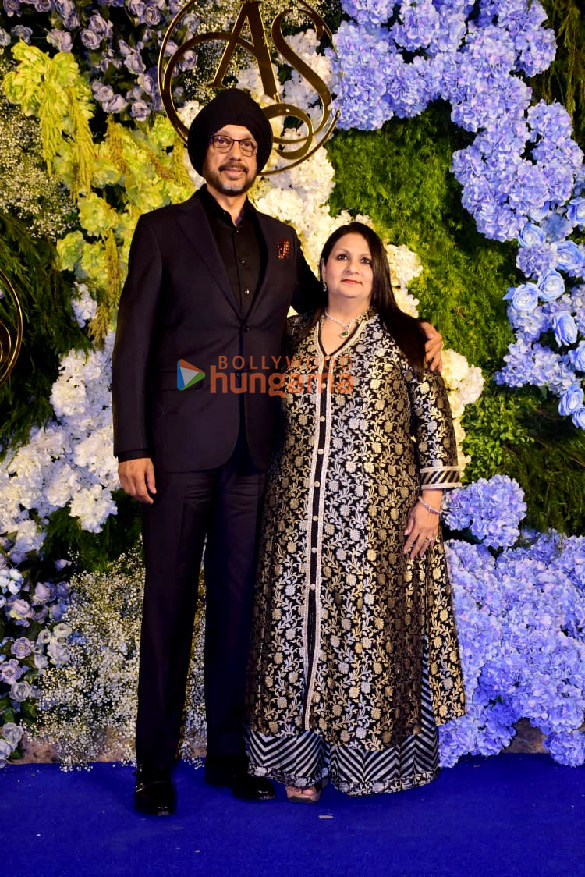 photos producer anand pandit and family snapped with daughter aishwarya and son in law sahil at their wedding reception 18