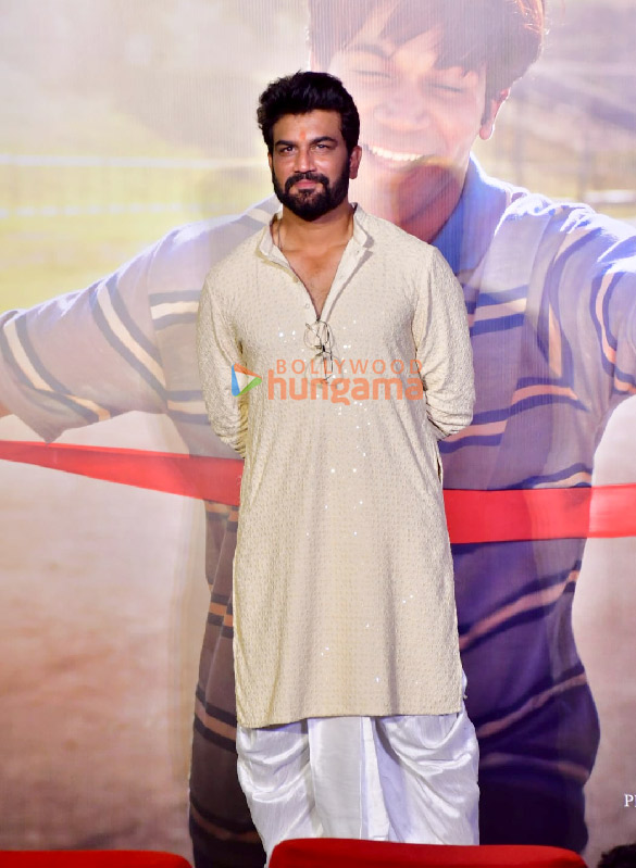 photos rajkummar rao sharad kelkar bhushan kumar and others grace the trailer launch of srikanth 4