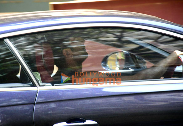 photos ranbir kapoor snapped in his new car in bandra 3