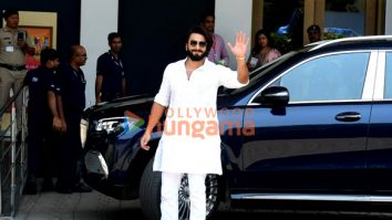 Photos: Ranveer Singh and Suniel Shetty snapped at Kalina airport