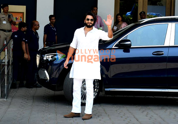 Photos: Ranveer Singh and Suniel Shetty snapped at Kalina airport