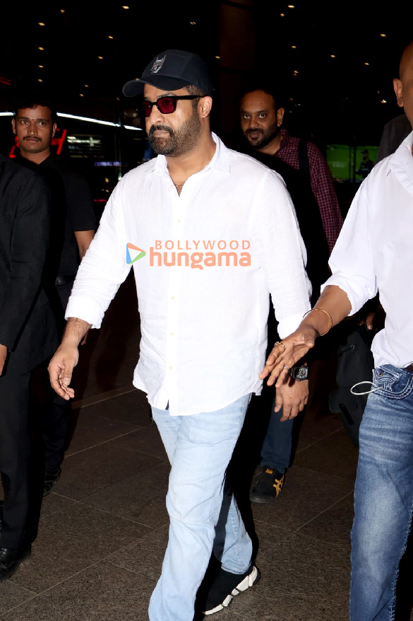 photos rashmika mandana and jr ntr snapped at the airport 1