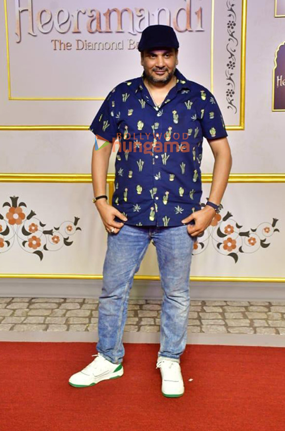 photos salman khan alia bhatt aditi rao hydari sanjay leela bhansali and others grace the premiere of heeramandi 21