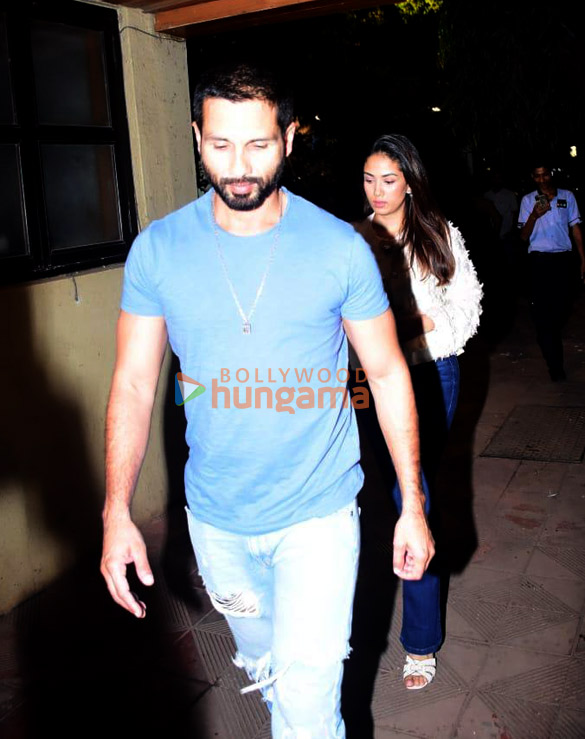photos shahid kapoor and mira rajput kapoor snapped in bandra 6 2