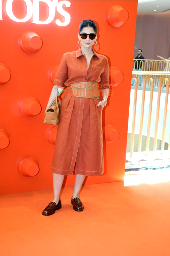 photos sonam kapoor ahuja attends the launch of tods new store 2